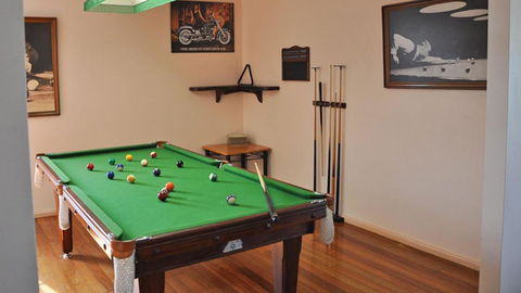 Aberdeen Unit 1 Bermagui - Whitsundays Accommodation 4