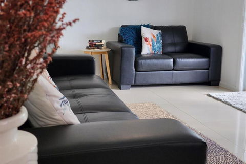 Abode On Market In The Heart Of Woolgoolga - Whitsundays Accommodation 1