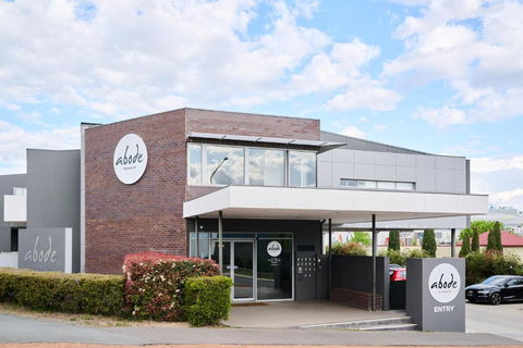 Abode Gungahlin - Whitsundays Accommodation 0