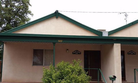 About Town Cottages - Whitsundays Accommodation 3
