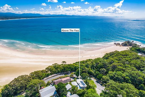 Above The Pass - Whitsundays Accommodation 1