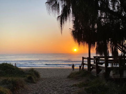 Absolute Beach Front Home -Dogs, Surf, Relax, Bush - Whitsundays Accommodation 1