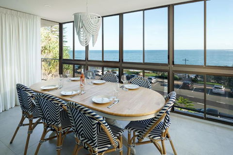 Absolute Beachfront Bliss On Kings Beach - Whitsundays Accommodation 0