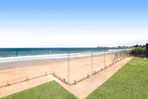 Absolute Beachfront Luxury In Narrabeen - Whitsundays Accommodation 1