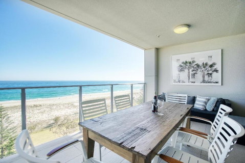 Absolute Kirra By EcoTime - Whitsundays Accommodation 0