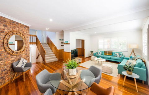 Acacia Shores - Waterfront - Whitsundays Accommodation 3