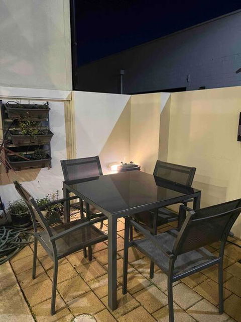 Access To All CBD Has To Offer - Whitsundays Accommodation 2