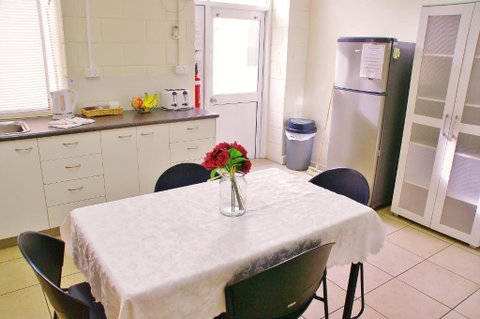 Accommodation @ Isa - Whitsundays Accommodation 4