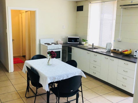Accommodation @ Isa - Whitsundays Accommodation 3
