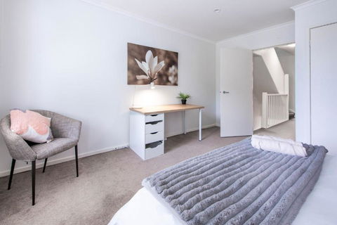 Ace Your Stay - Pool, Gym & Tennis In One Place! - Whitsundays Accommodation 3