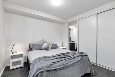 Adelaide CBD, East End Delight! Wifi, Central, Cafe - Whitsundays Accommodation 1