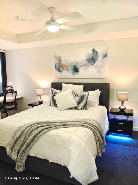 Adelaide City Loft - Whitsundays Accommodation 0