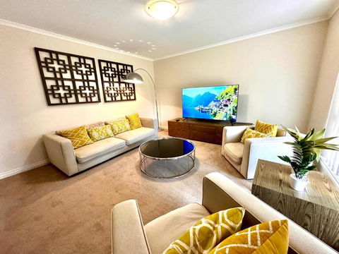 Adelaide Hills 4 Bed Home Near Hahndorf Mt Barker - Whitsundays Accommodation 0