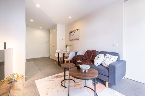 Adjacent To Flagstaff Gardens 1br In Cbd Melboure - Whitsundays Accommodation 2