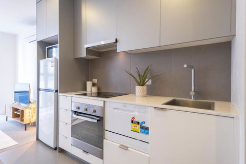 Adjacent To Flagstaff Gardens 1br In Cbd Melboure - Whitsundays Accommodation 4