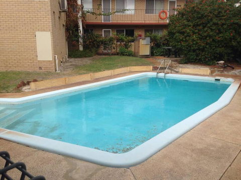 Affordable Inglewood Apartment+Pool - Whitsundays Accommodation 2