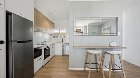 Affordable, Pool, Spa, Beach, Sleeps 5 - Whitsundays Accommodation 3