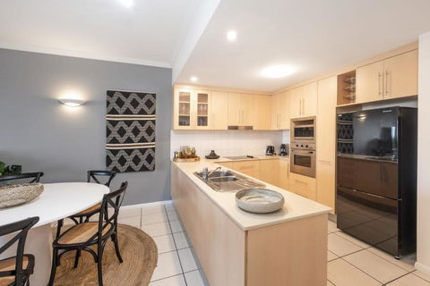 Afternoon Delight - Whitsundays Accommodation 2