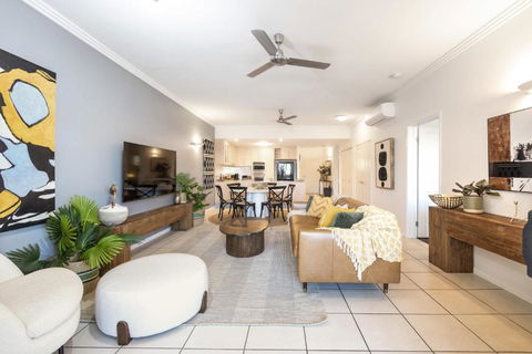 Afternoon Delight - Whitsundays Accommodation 0