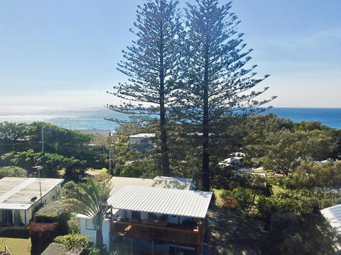 Ahoy Cottage By Discover Stradbroke - Whitsundays Accommodation 1