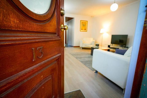 Adelaide Style Accommodation-Getaway In North Adelaide- Close To City - Whitsundays Accommodation 0