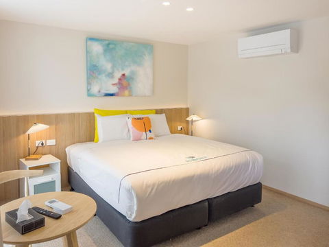A1 Motels And Apartments Port Fairy - Whitsundays Accommodation 2