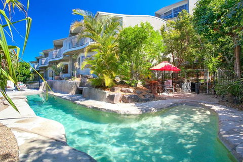 Andari Apartment 2, Sunshine Beach, Beachfront Street And Just Steps To Surf-club - Whitsundays Accommodation 4