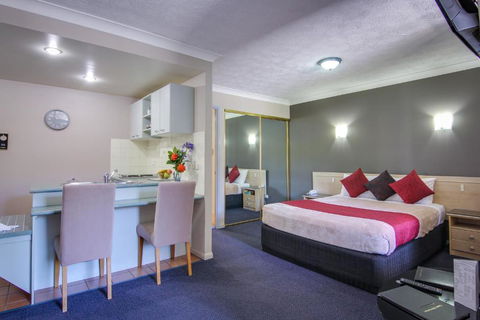 Albion Manor - Whitsundays Accommodation 1