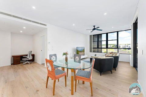 Aircabin - Shell Cove - Next To Marina - 2BR Apt - Whitsundays Accommodation 3