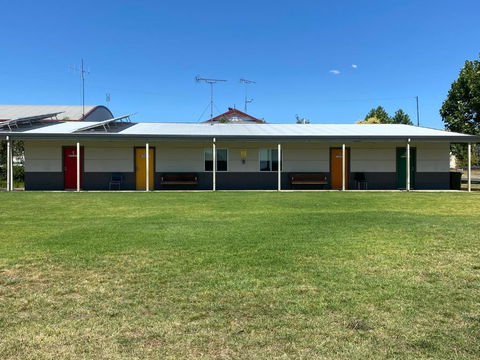 Airfield Tourist Park Temora - Whitsundays Accommodation 0