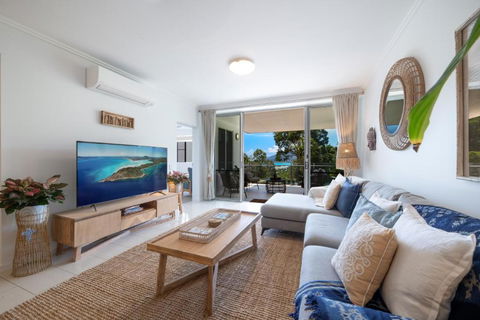 Airlie Sea View - Tropical Vibes Whitsundays - Whitsundays Accommodation 0