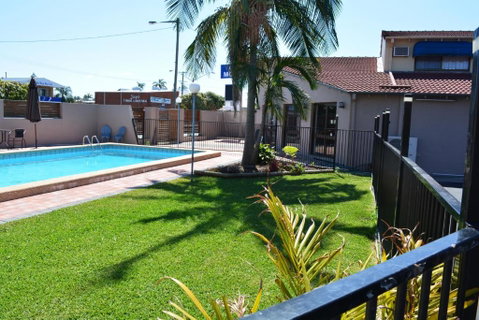 Alabaster Motor Inn - Whitsundays Accommodation 3