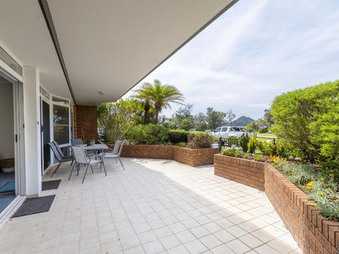 Albacore 1 12 Ondine St Nelson Bay - Whitsundays Accommodation 3