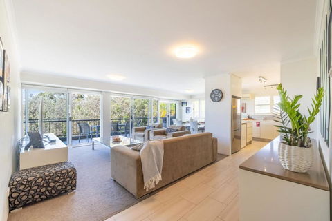 Albacore 5 - Whitsundays Accommodation 2