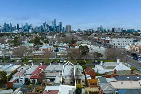 Albert Park Bayside Brilliance GRHM - Whitsundays Accommodation 2