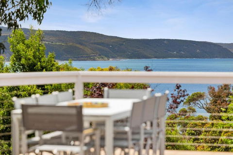 Albys At Lorne - Whitsundays Accommodation 0
