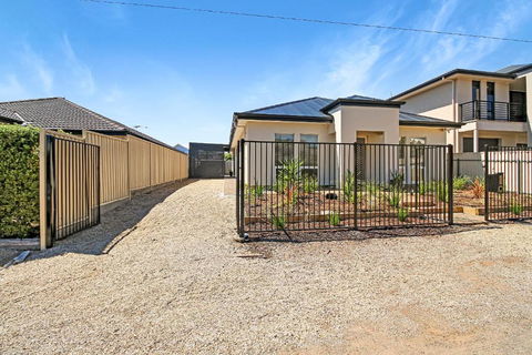 Aldinga Beach Experience - C21 SouthCoast Holidays - Whitsundays Accommodation 3
