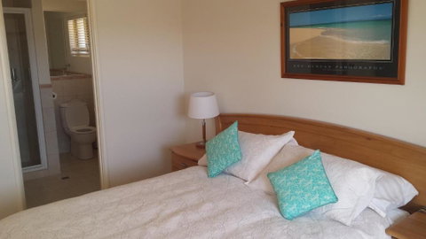 Alexander Drive B & B - Whitsundays Accommodation 0