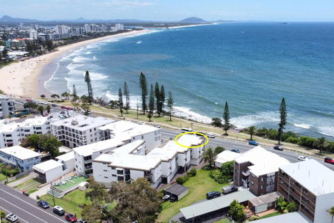 Alexandra Headland Ocean Dream - Stunning View ZA6 - Whitsundays Accommodation 2