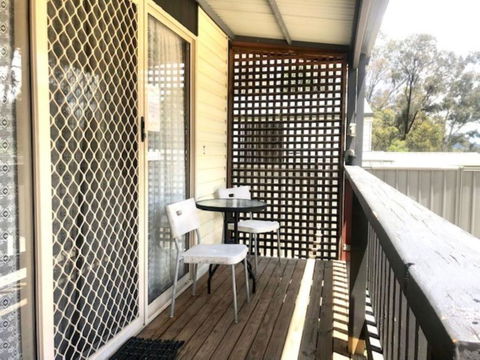 Alexandra Parklife Studio 5 - Whitsundays Accommodation 2
