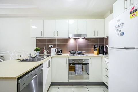 Alexandria To Sydney Central Sydney Park Shop - Whitsundays Accommodation 3
