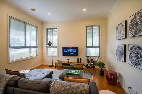 Alfies On Albert Daylesford - Whitsundays Accommodation 1