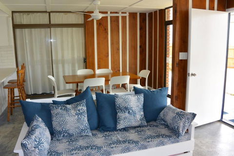 Alicante - Whitsundays Accommodation 4