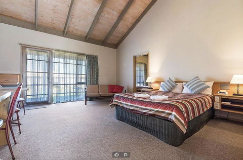 All Rivers Accommodation - Whitsundays Accommodation 4