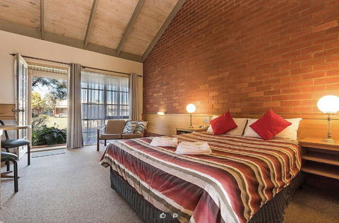 All Rivers Accommodation - Whitsundays Accommodation 3