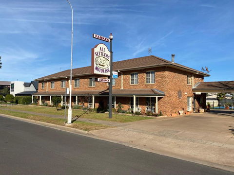 All Settlers Motor Inn Parkes - Whitsundays Accommodation 0