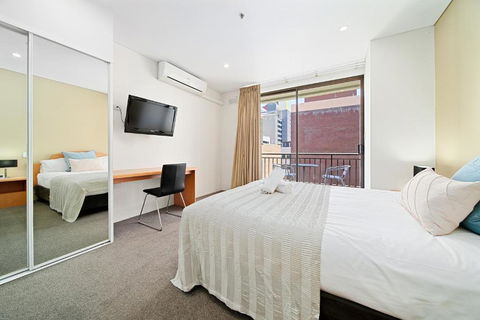 All Suites Perth - Whitsundays Accommodation 4