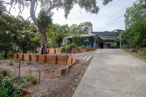 Allamanda Cottage - Close To Beach - Pet Friendly - Whitsundays Accommodation 1