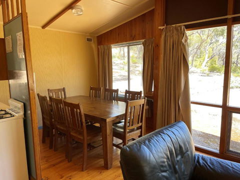 Alligator Lodge - Mount Remarkable National Park - Whitsundays Accommodation 3