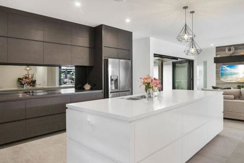 Allure - 4 Bedroom Luxury House In Port Douglas - Whitsundays Accommodation 1